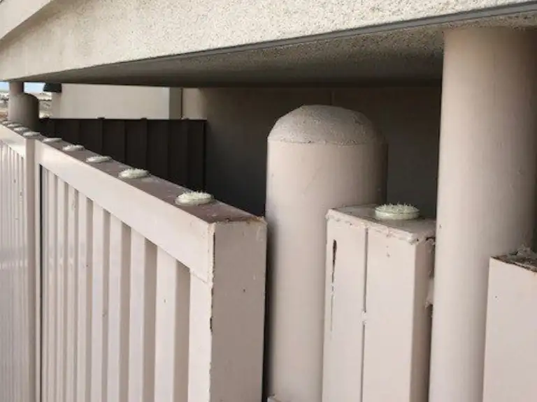 Optical Gel dishes at a ventilation access point